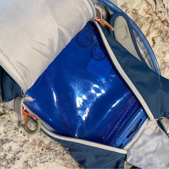 RIDGEWAY KELTY MONARCH 5L Hydration Pack, Blue & Grey 9200117 $50 MSRP EUC - Picture 5 of 6